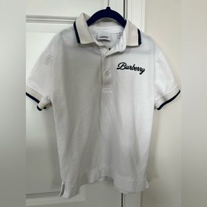 Boy’s Burberry polo in white/blue.